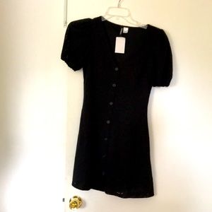 DIVIDED black size small dress